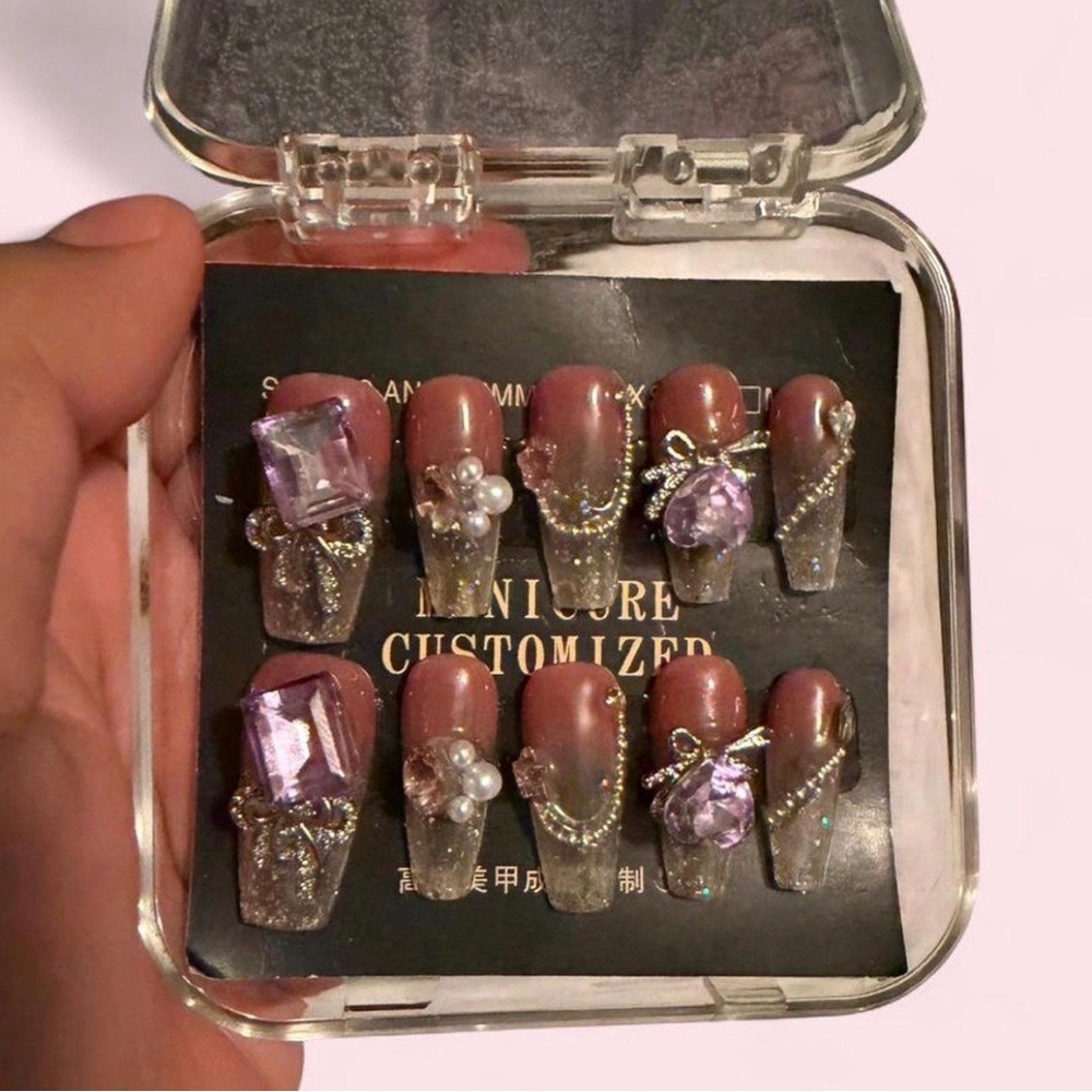 Elegant Pearl and Gemstone Nail Set